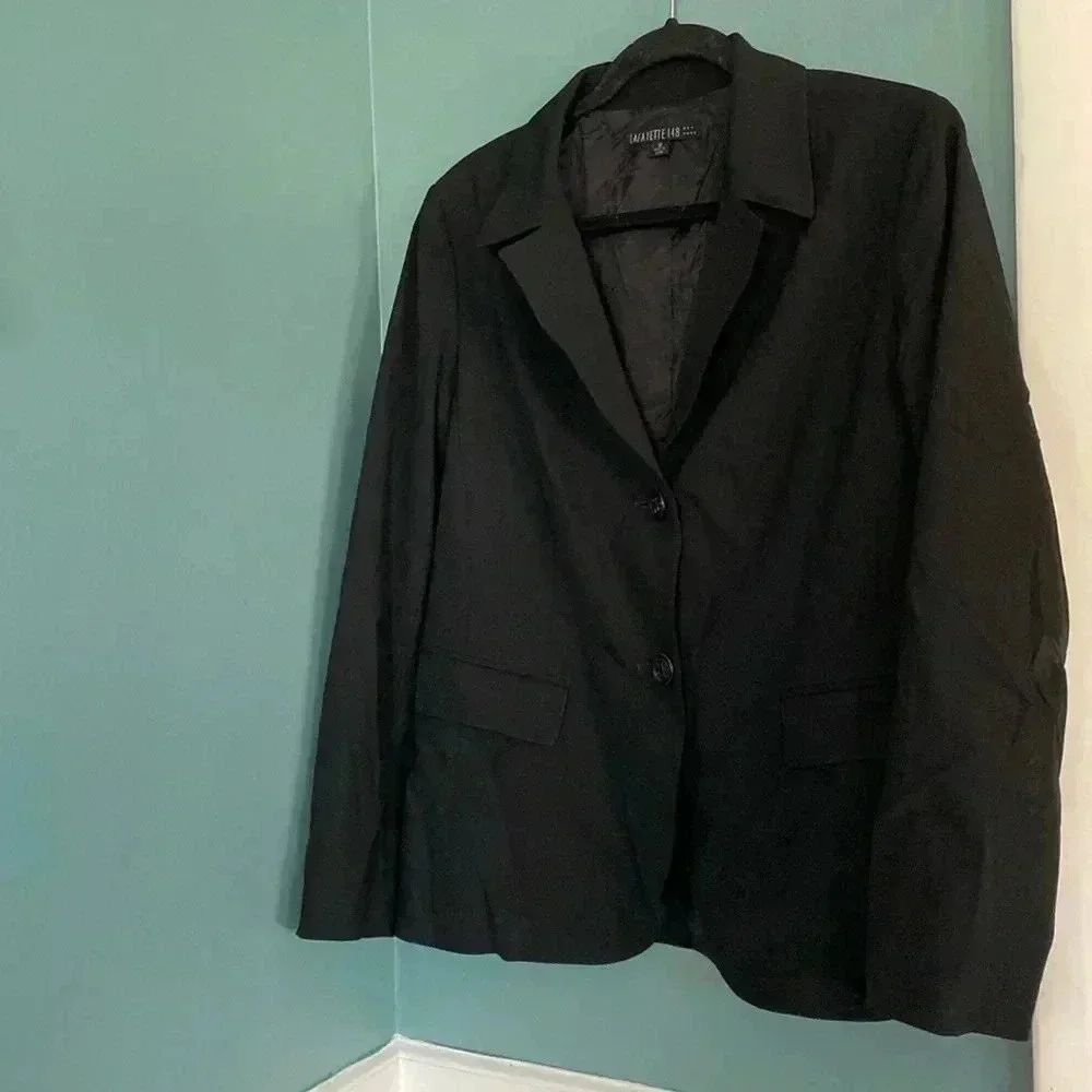 Lafayette 148 women’s black blazer - size 12 - wool blend - 2 button closure